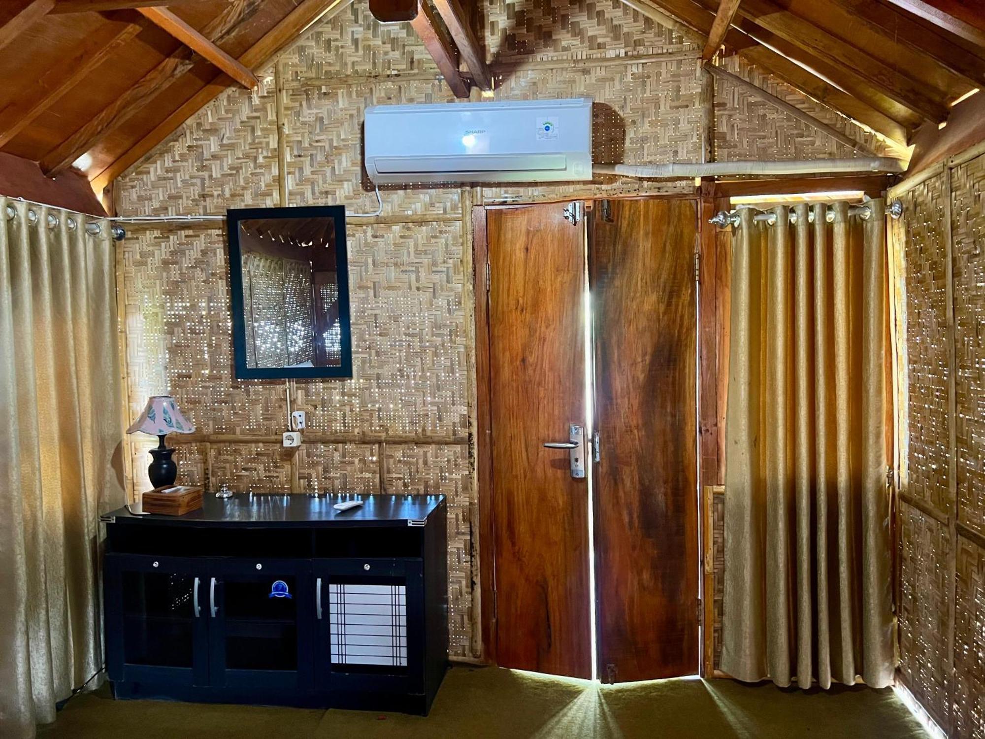 Bello Bungalow Batukliang Exterior photo