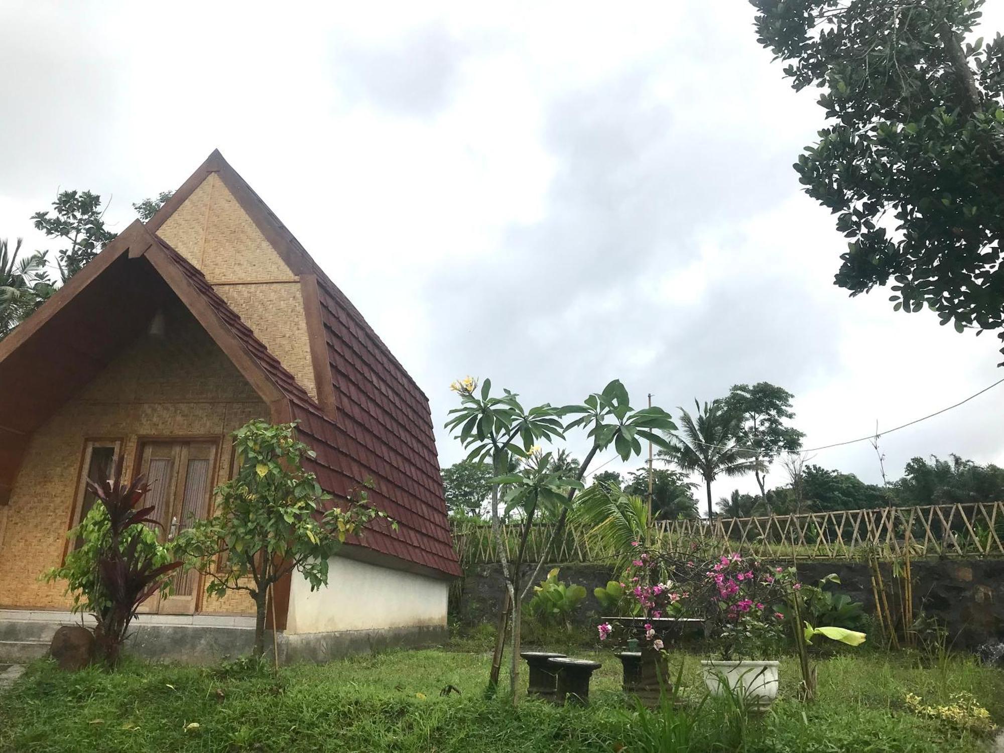 Bello Bungalow Batukliang Exterior photo